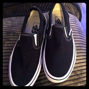 Boys Vans Slip Ons Size 5 Like New Condition